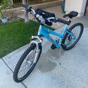 Schwinn girl's 24" bike, blue